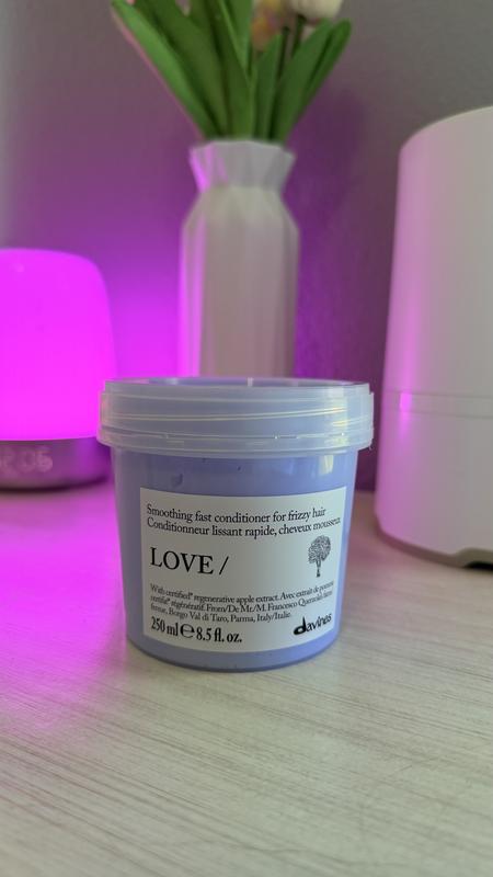 LOVE Smoothing Conditioner for Frizzy Hair - Davines | Sephora