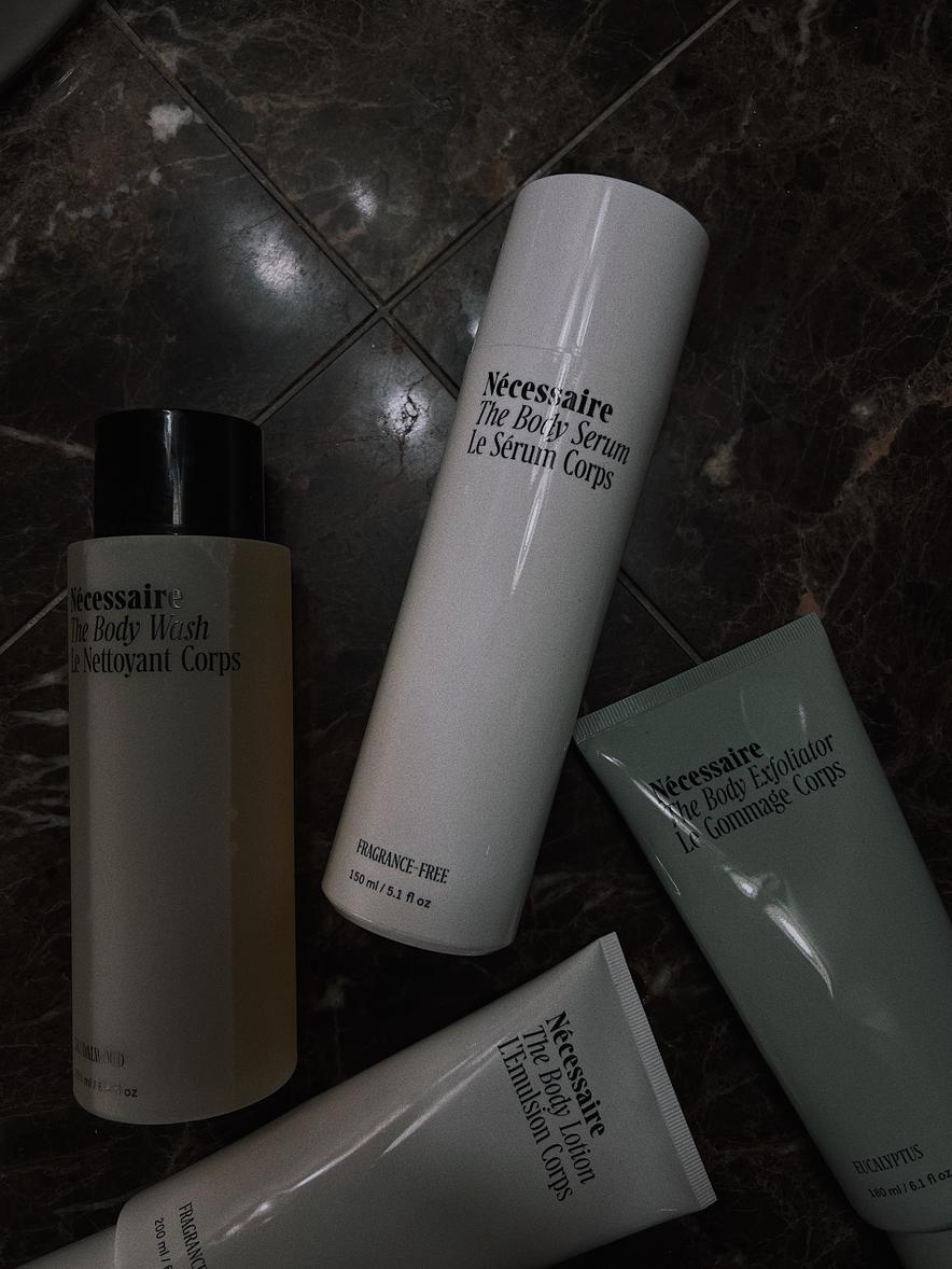 The Body Serum - With Hyaluronic Acid - Nécessaire | Sephora