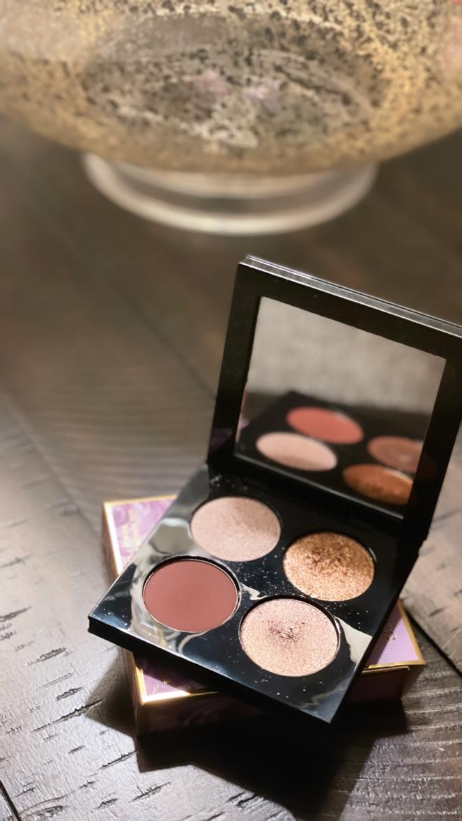 Venus in Fleurs Luxe Eyeshadow Palette: Voyeuristic Vixen - PAT