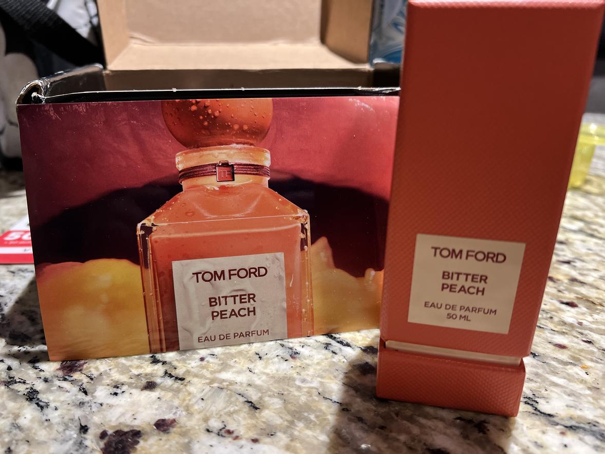Bitter Peach Eau De Parfum - TOM FORD | Sephora