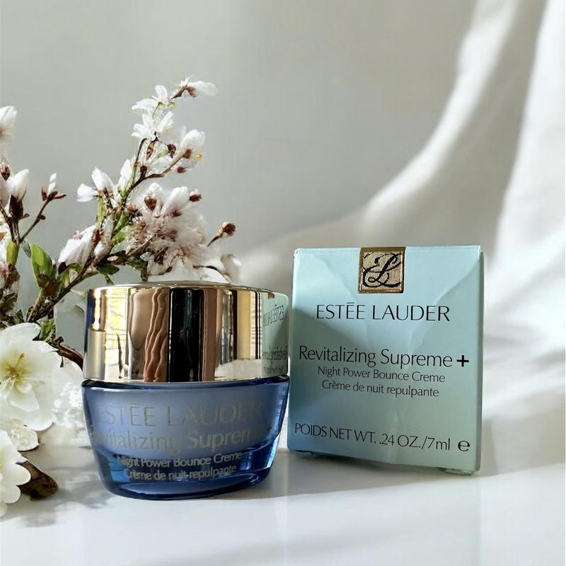 Revitalizing Supreme+ Moisturizer Night Power Bounce Cream with