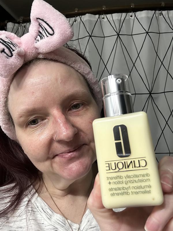 Mini Dramatically Different Moisturizing Lotion+ - CLINIQUE | Sephora