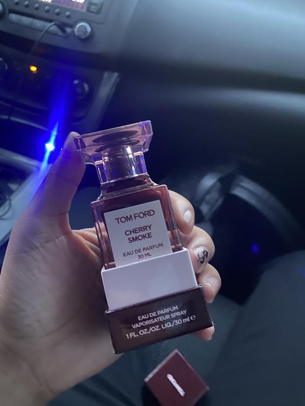 Eau de parfum Cherry Smoke avec safran et bois charbonneux - TOM