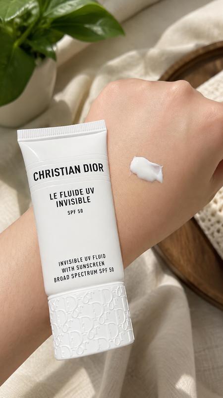 Invisible UV Fluid Hydrating Face Sunscreen - DIOR | Sephora
