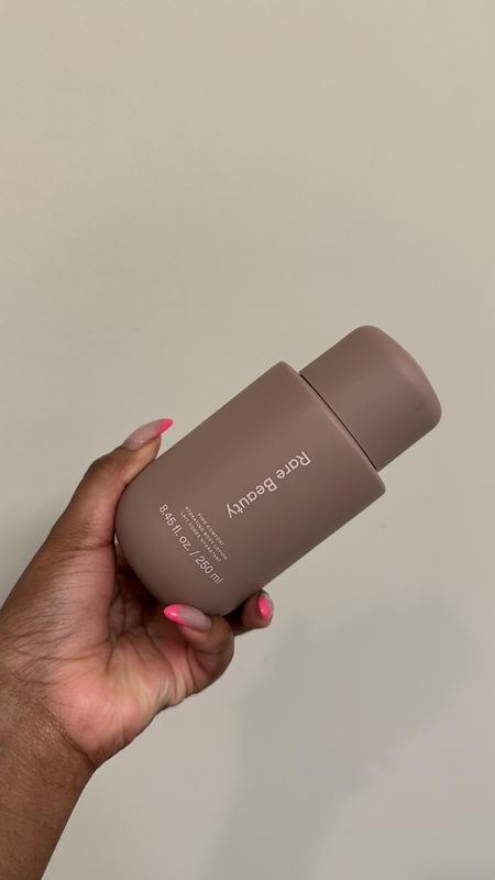 Find Comfort Niacinamide Hydrating Body Lotion - Rare Beauty by