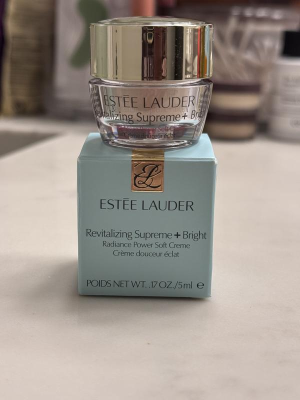 Revitalizing Supreme+ Bright Power Soft Creme Moisturizer With