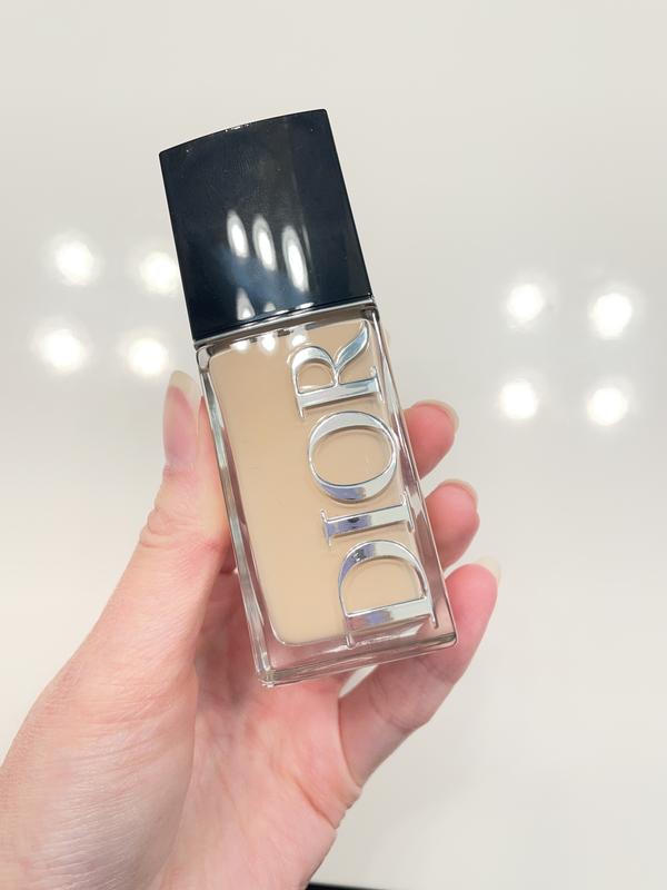 Forever Skin Glow Liquid Foundation 24HR Wear - DIOR | Sephora