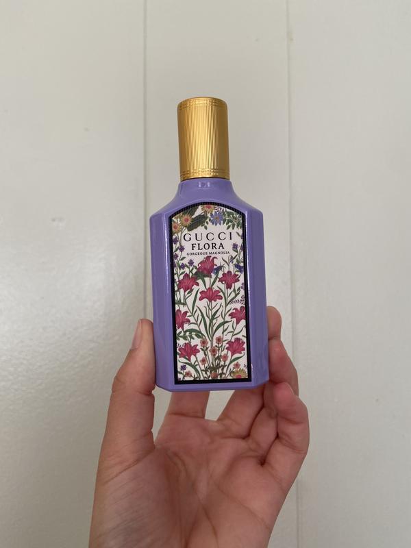 Flora Gorgeous Magnolia Eau de Parfum Travel Spray with Berries