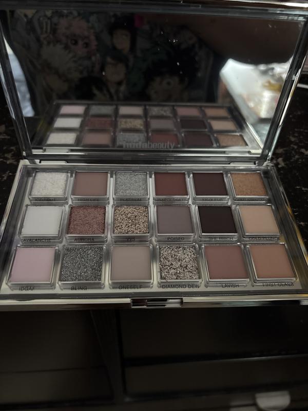 Icy Nude Eyeshadow Palette - HUDA BEAUTY | Sephora