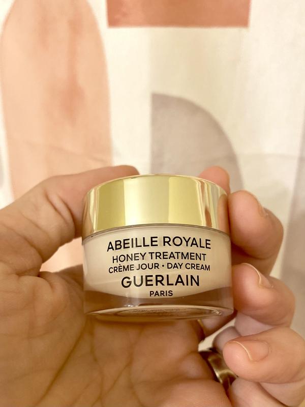 Abeille Royale Honey Treatment Day Cream with Hyaluronic Acid