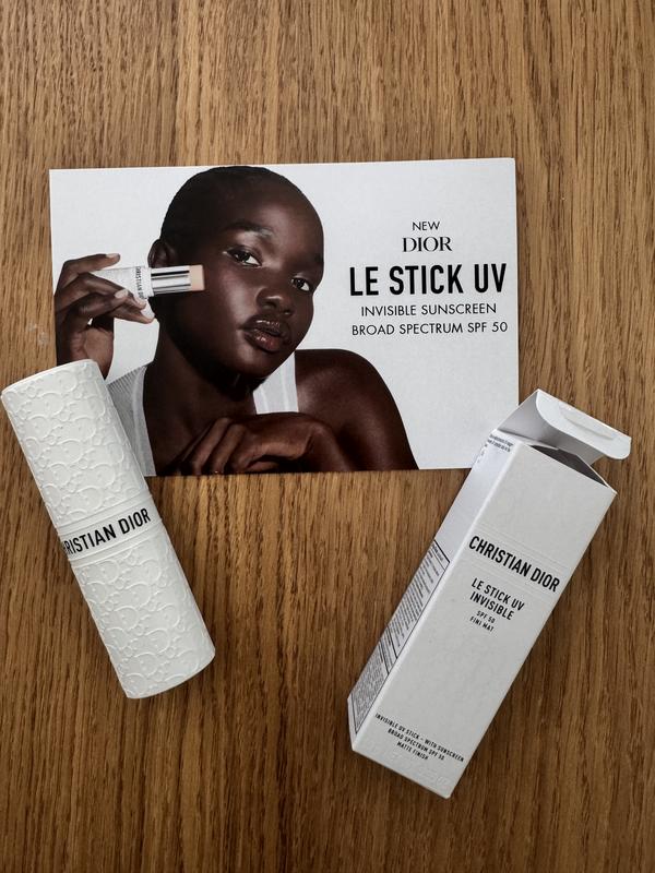 Invisible UV Protection Mattifying Sunscreen Stick - DIOR | Sephora