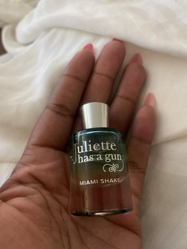 Miami Shake Eau de Parfum with Strawberry & Vanilla - Juliette has
