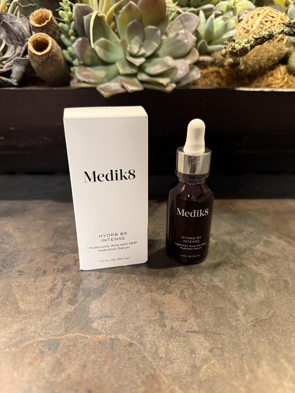 Hydr8 B5 Intense Hydrating Multi-Weight Hyaluronic Acid Serum