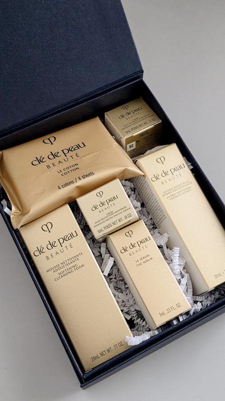 Radiant Essentials Collection - Clé de Peau Beauté | Sephora