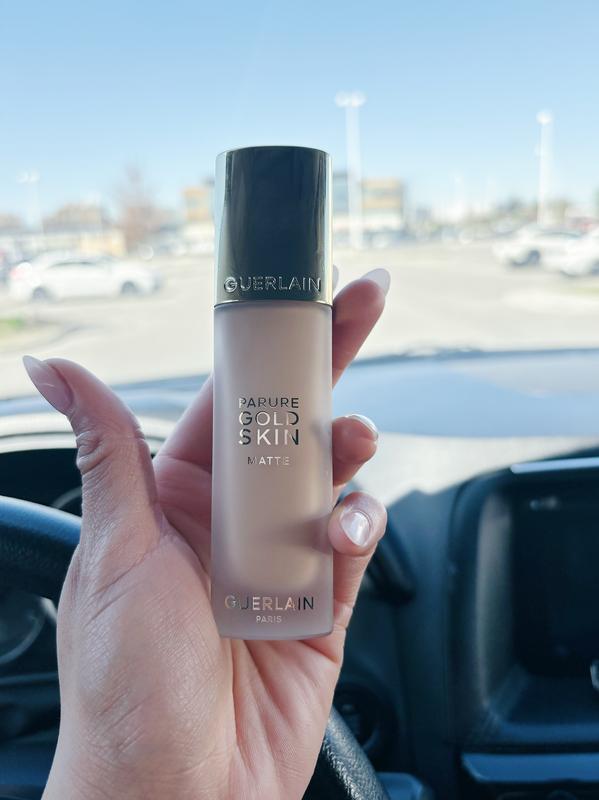 Parure Gold Radiant Matte Skin Perfecting Longwear Foundation