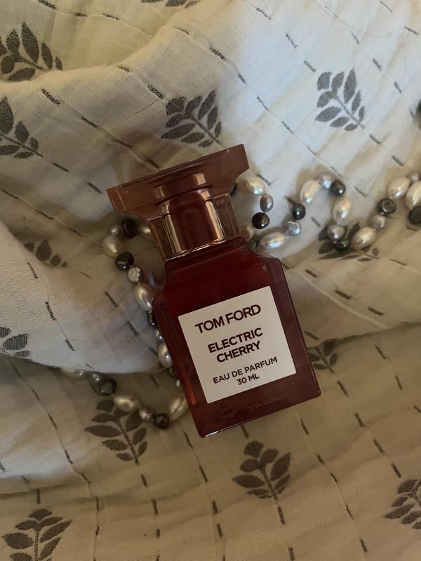 Electric Cherry Eau de Parfum Fragrance with Musk & Jasmine Flower