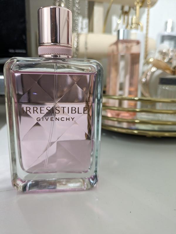 Irresistible Very Floral Eau de Parfum - Givenchy | Sephora