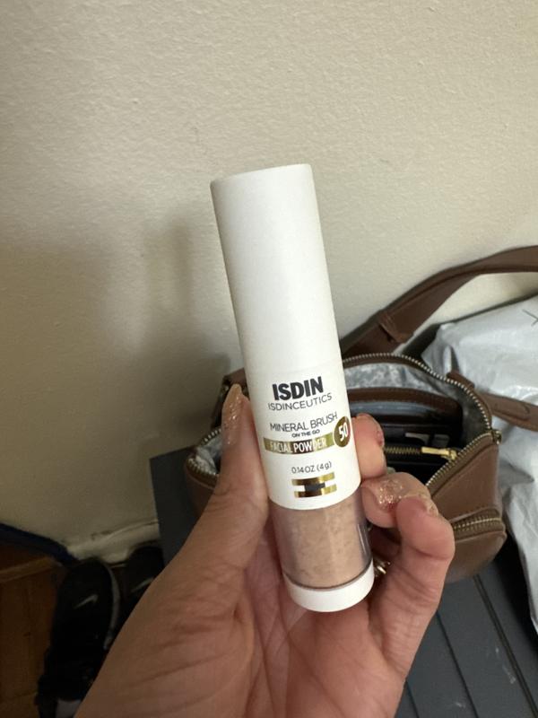 Mineral Brush Facial Reapplication Powder - ISDIN | Sephora