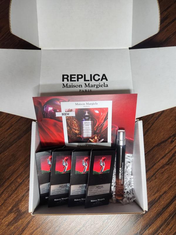 REPLICA' Lost Eden Eau de Parfum with Vanilla & Oud - Maison