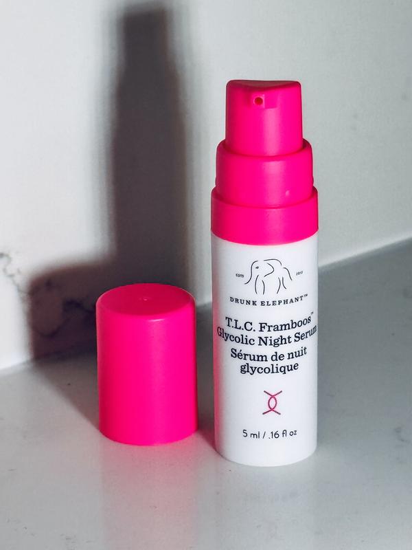 T.L.C. Framboos™ Glycolic Resurfacing Night Serum - Drunk Elephant