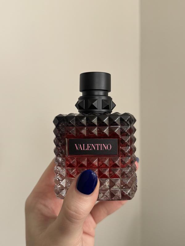 Donna Born in Roma Intense Eau de Parfum with Amber & Jasmine