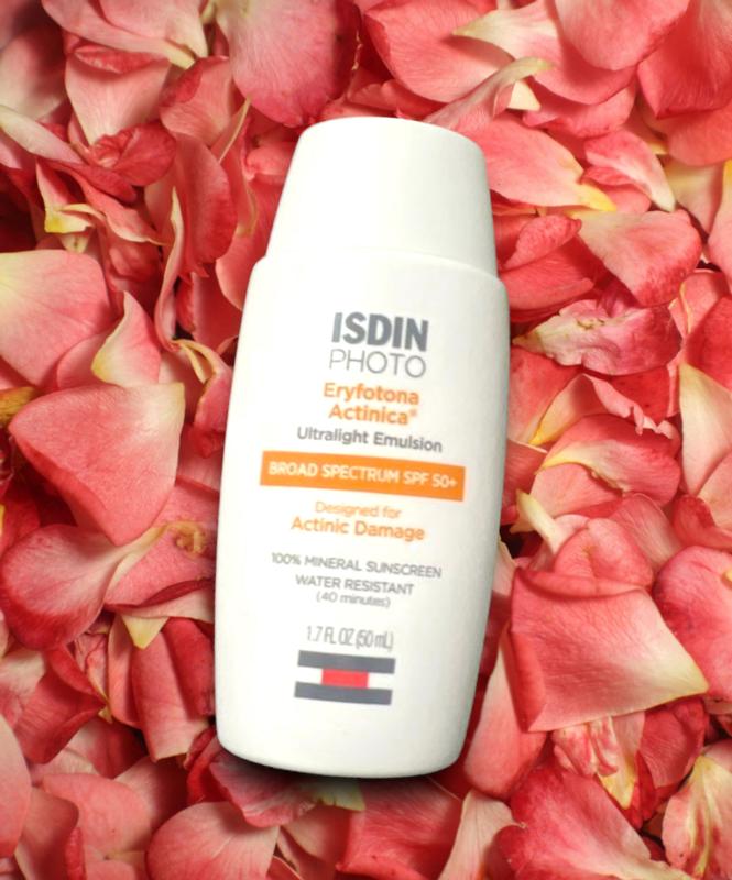 ISDIN Eryfotona Actinica Ultralight Non-pore clogging water