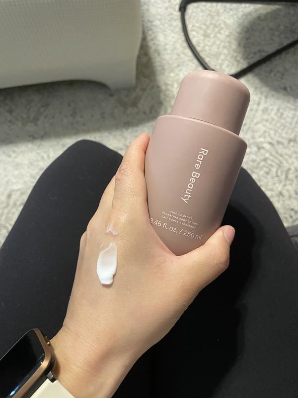Find Comfort Niacinamide Hydrating Body Lotion - Rare Beauty by