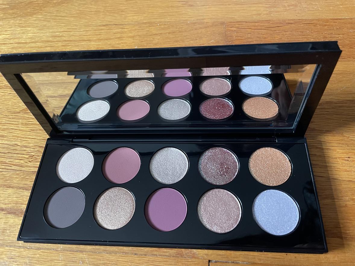 Mothership X Eyeshadow Palette: Moonlit Seduction - PAT McGRATH