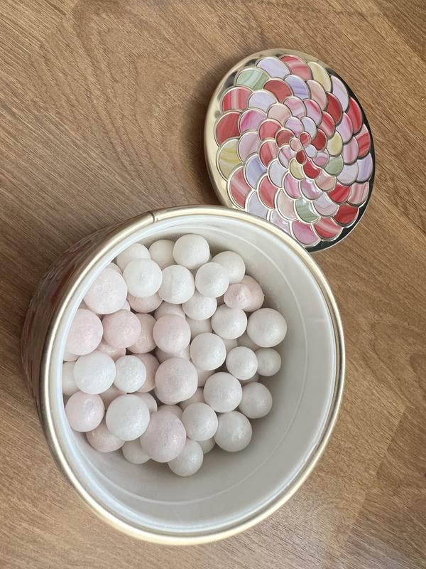 Météorites Illuminating Powder Pearls - GUERLAIN | Sephora