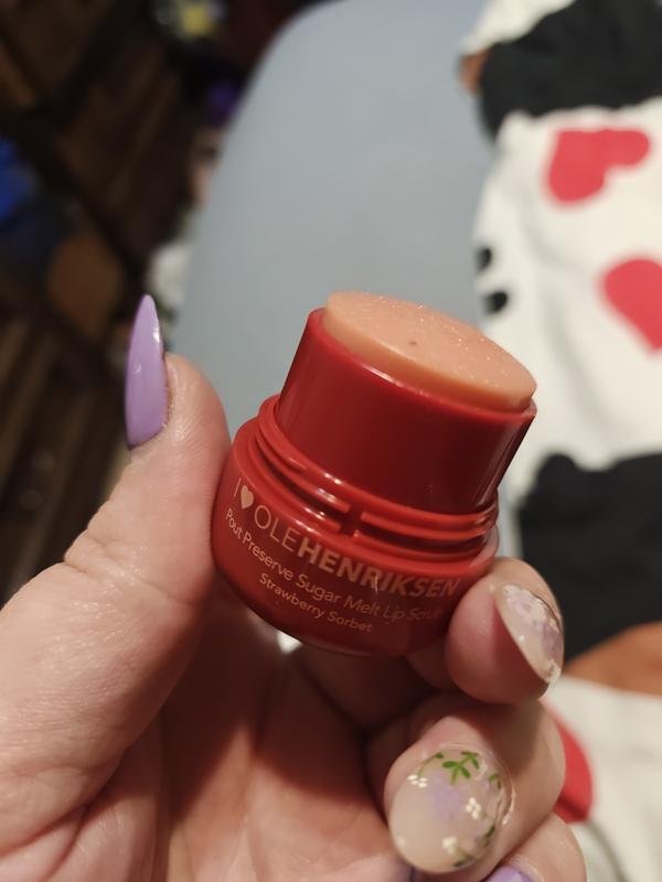 Pout Preserve Sugar Melt Exfoliating Lip Scrub - OLEHENRIKSEN