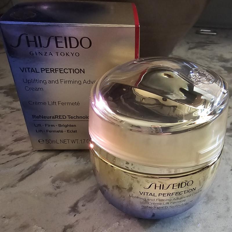 Vital Perfection Uplifting and Firming Advanced Cream - Shiseido