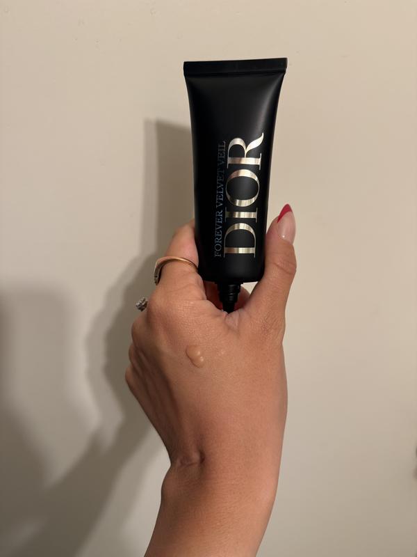 Forever Velvet Veil Blurring & Pore-Refining Matte Primer SPF 15