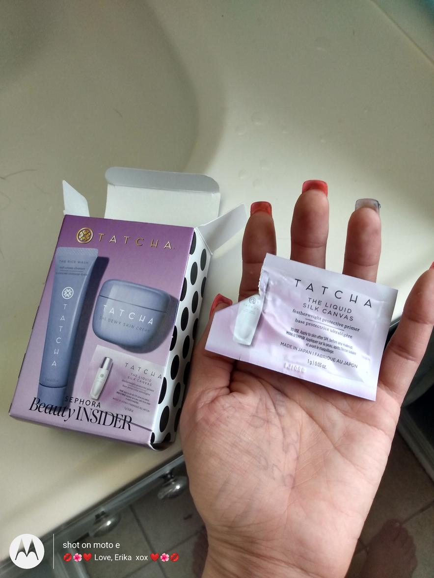 The Liquid Silk Canvas: Featherweight Protective Primer - Tatcha