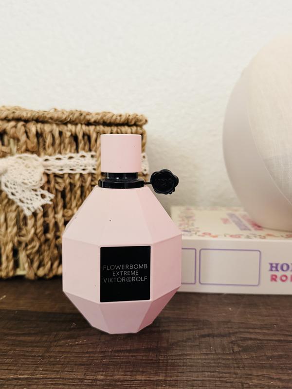 Flowerbomb Extreme Eau de Parfum Intense with Raspberry & Vanilla