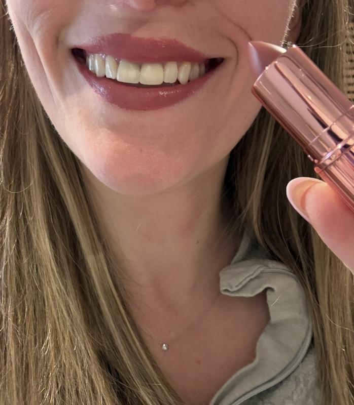 Charlotte Tilbury K.I.S.S.I.N.G Lipstick | Sephora