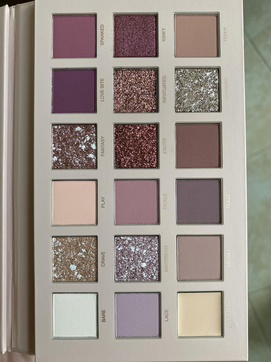 The New Nude Eyeshadow Palette - HUDA BEAUTY | Sephora