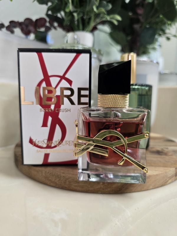 Libre Berry Crush Eau De Parfum with Raspberry - Yves Saint