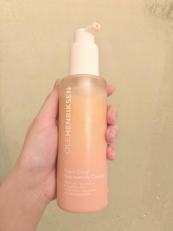 Peach Glaze 2% Niacinamide Cleanser - OLEHENRIKSEN | Sephora