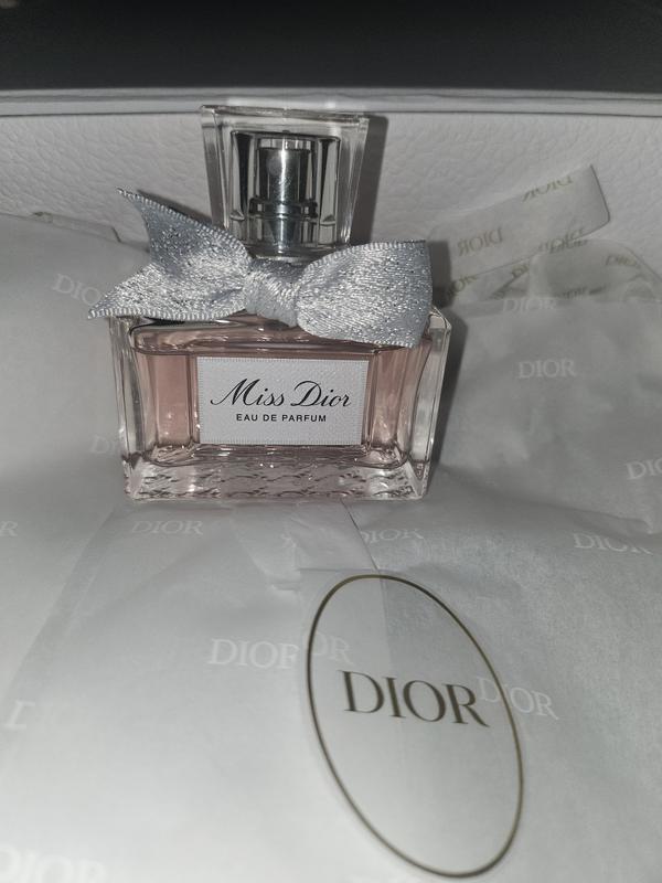 Miss Dior Parfum Rollerpearl - DIOR | Sephora