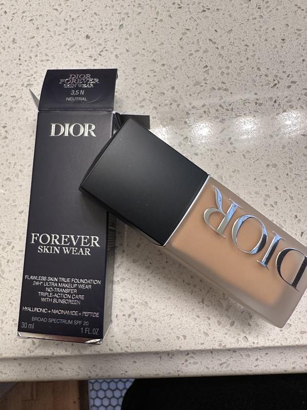 Forever Skin Wear Blurring Natural Matte Foundation - 24HR Ultra