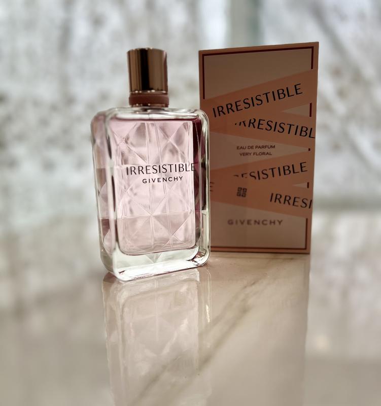 Irresistible Very Floral Eau de Parfum - Givenchy | Sephora