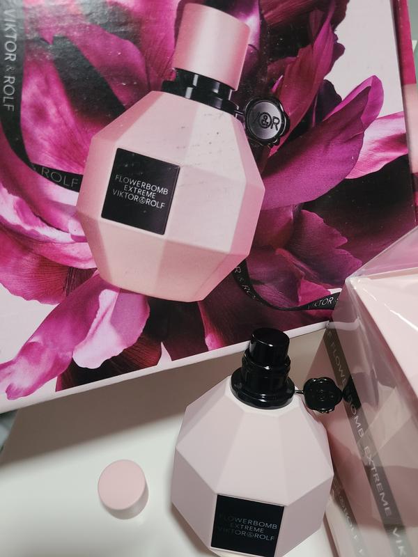 Flowerbomb Extreme Eau de Parfum Intense with Raspberry & Vanilla