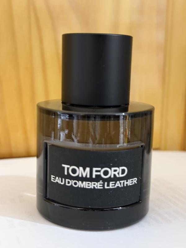 Eau d'Ombre Leather Eau de Toilette with Vanilla & Amber - TOM