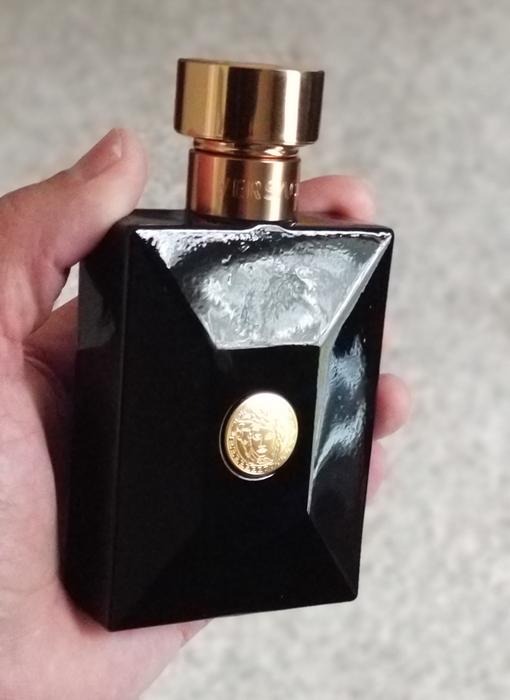 VERSACE DYLAN BLUE ディランブルーオードトワレ50ml ヴェルサーチェ ディランブルー パルファム｜公式サイト