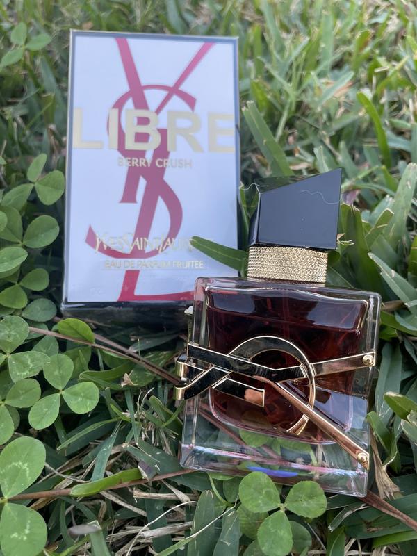 Libre Berry Crush Eau De Parfum with Raspberry - Yves Saint