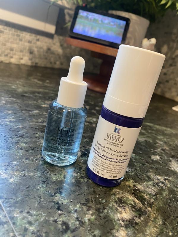 Micro-Dose Anti-Aging Retinol Serum with Ceramides and Peptide