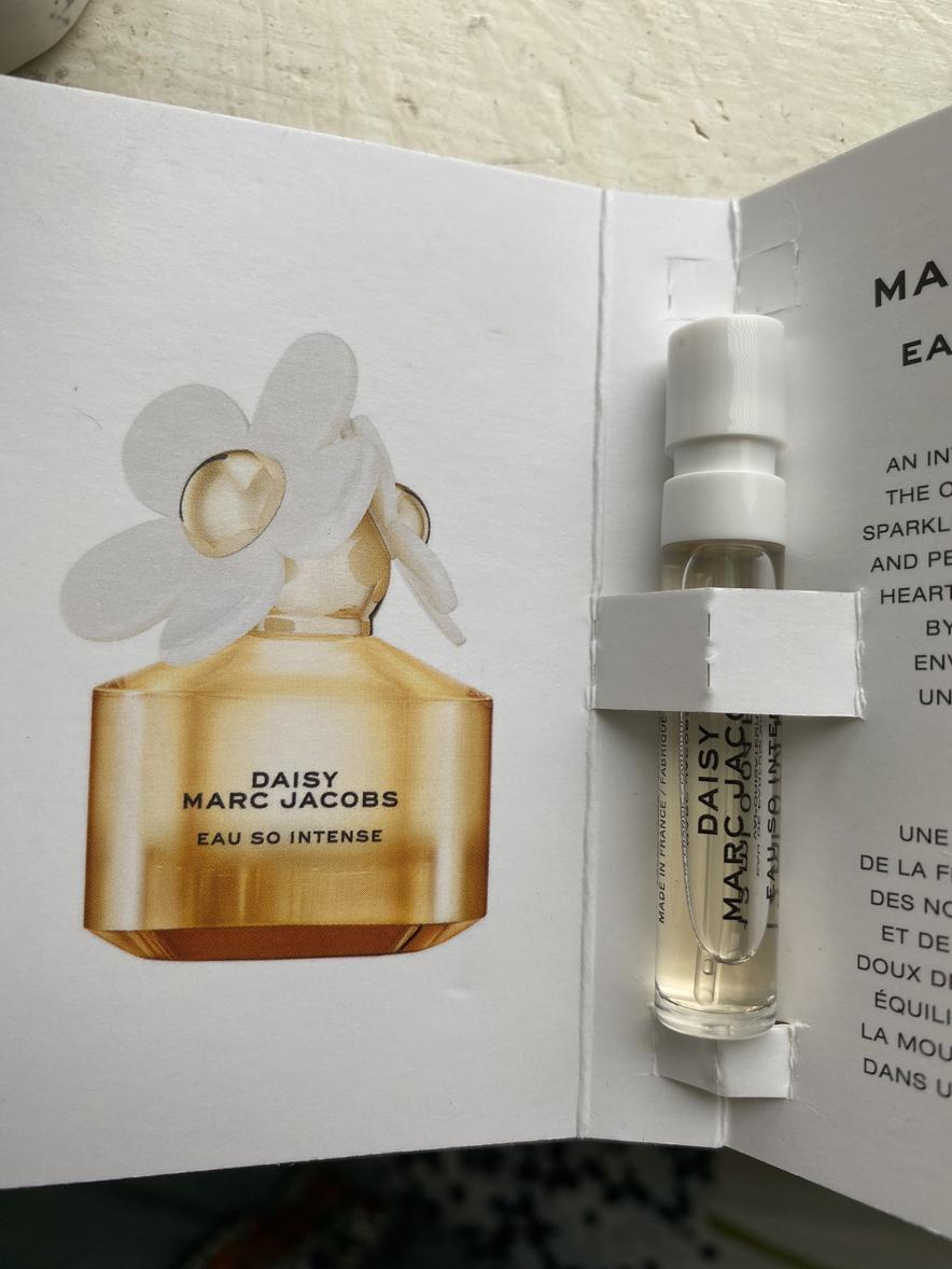 Daisy Eau So Intense Eau de Parfum - Marc Jacobs Fragrances | Sephora