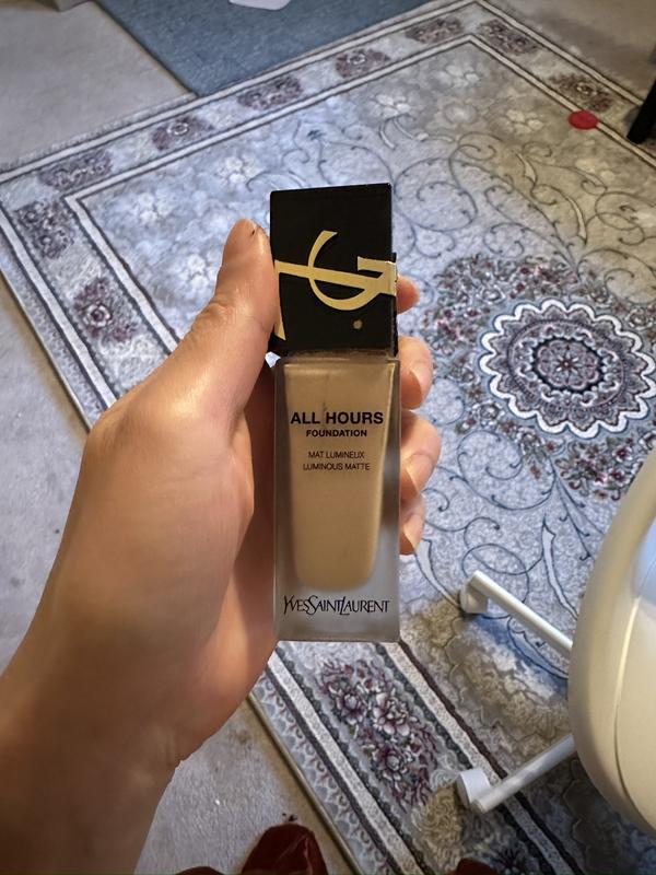 All Hours Foundation - Yves Saint Laurent | Sephora