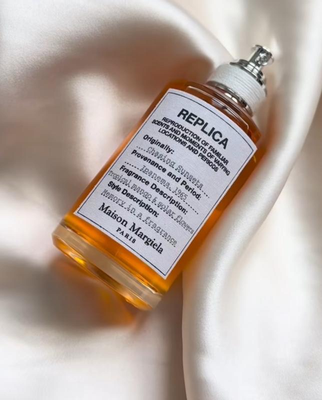 REPLICA' Chasing Sunsets Eau de Toilette with Mango and Sandalwood