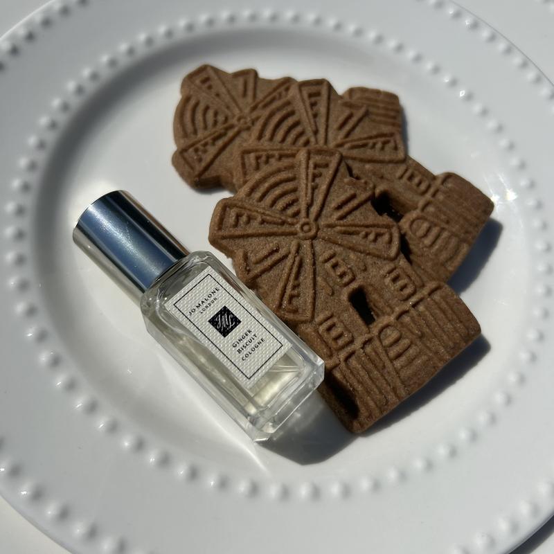 Ginger Biscuit Cologne Travel Spray with Tonka Bean - Jo Malone